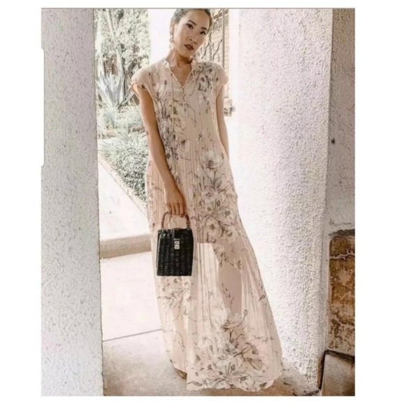 H&M Pink Floral Long Dress pleated crinkled size 6 - Picture 9 of 13